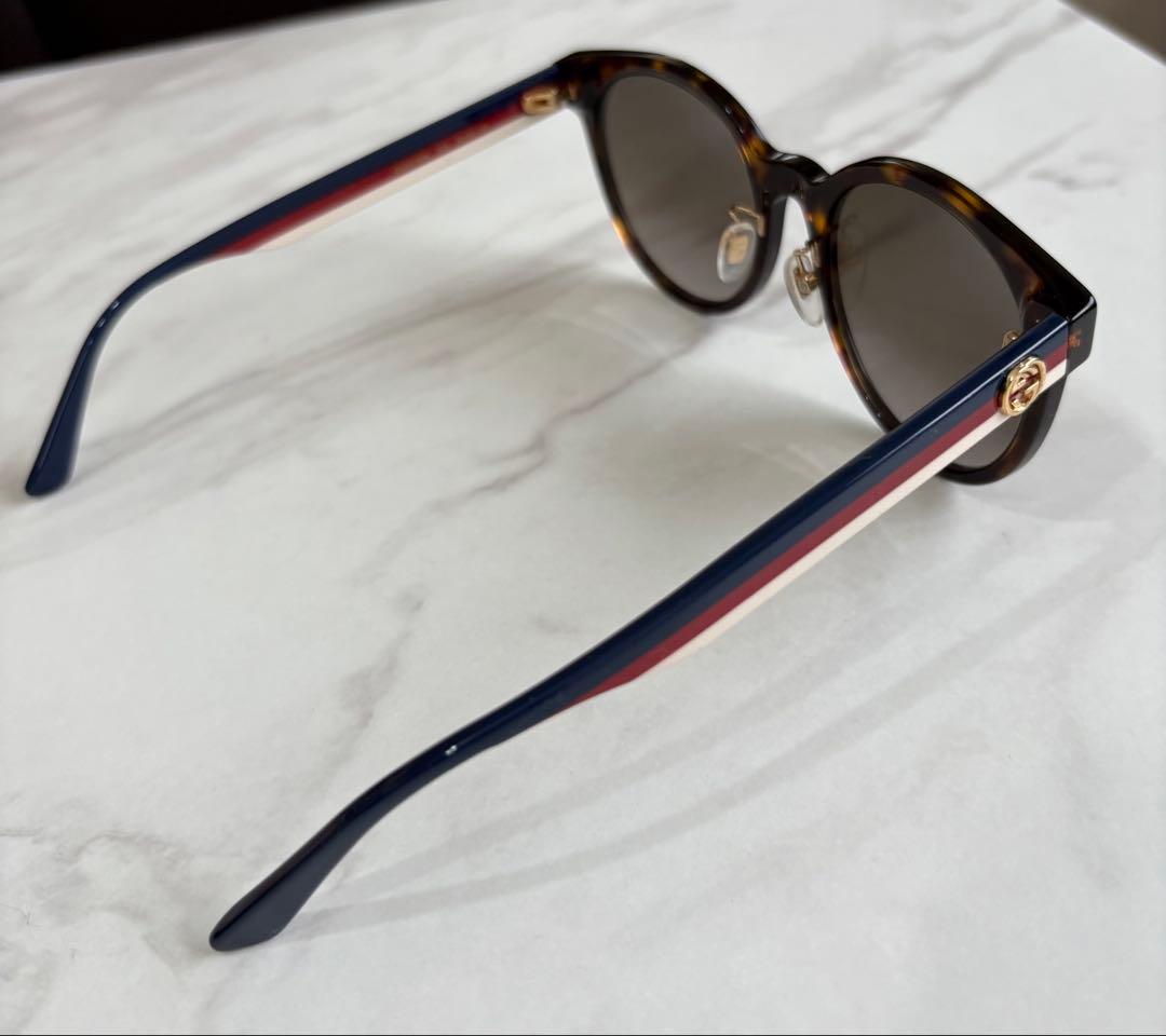 lov 　GUCCI グッチ　サングラス　ウェブストライプ
