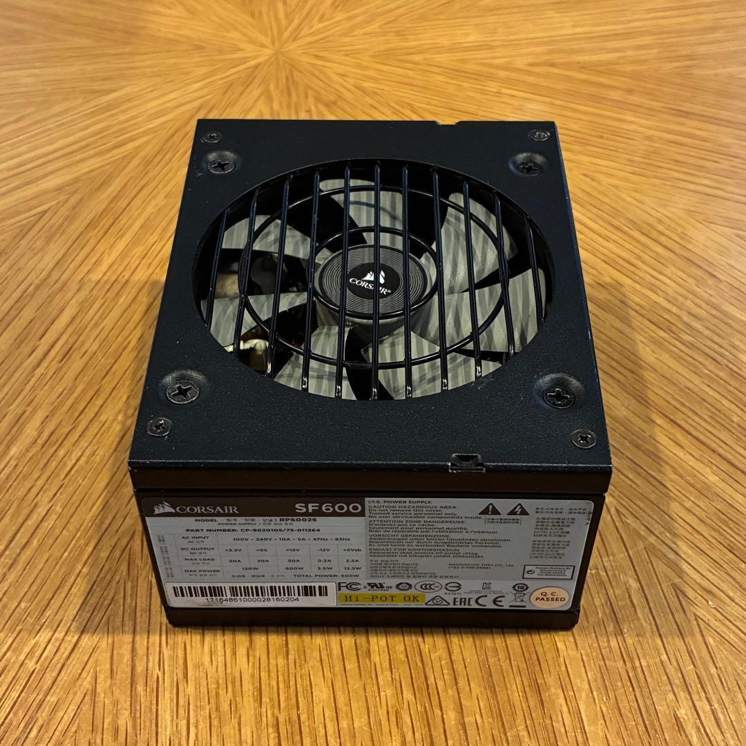 Corsair SF600 600W SFX 電源ユニット