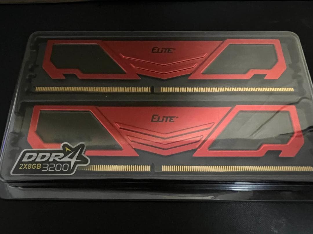メモリー TEAMGROUP ELITE DDR4 3200 16GB (2x8GB)