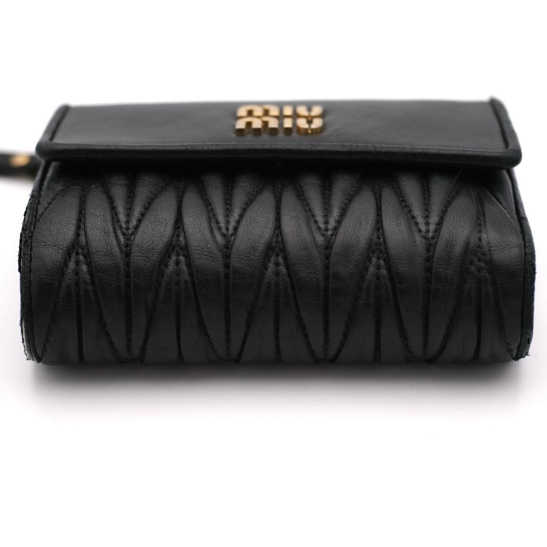 MIU MIU ミュウミュウ マテラッセ レザー 三つ折り財布 ブラック
