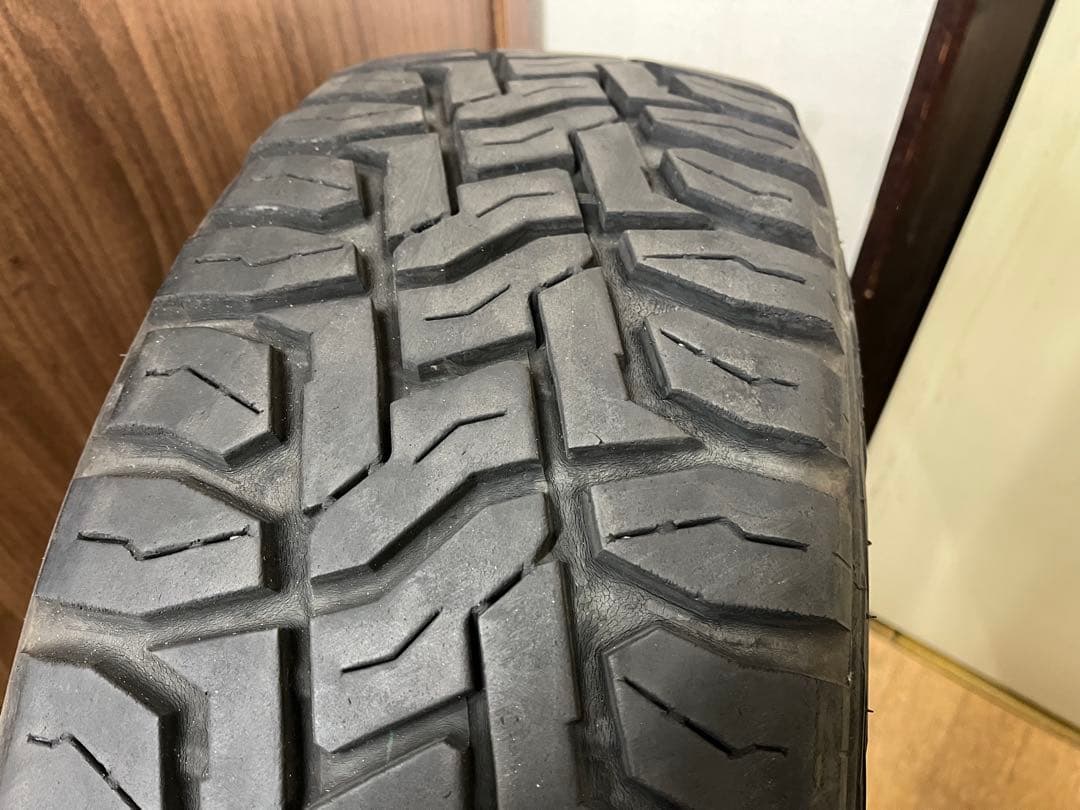 2022年製 トーヨー 中古夏タイヤ 215/65R16 LT 2本セット