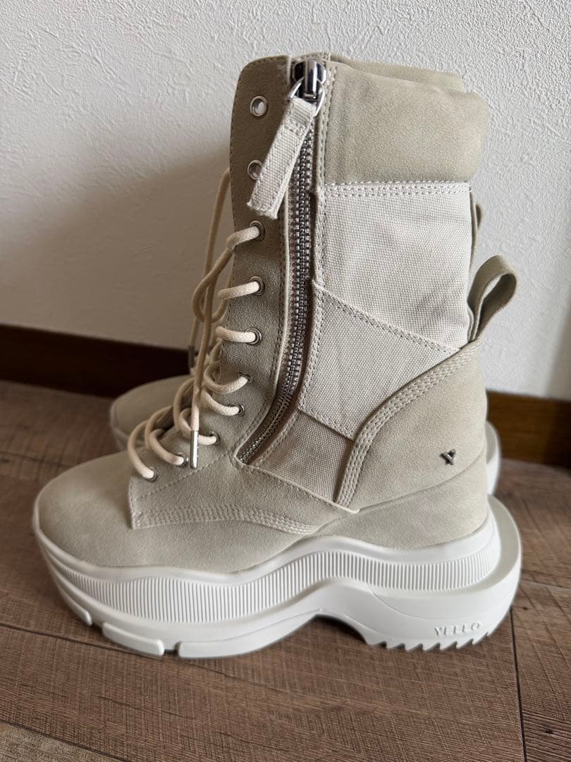 YELLO SOY SHORT BOOTS ベージュ