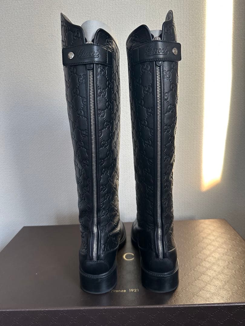 GUCCI ブラックレザー ロングブーツ GGパターン　39サイズ