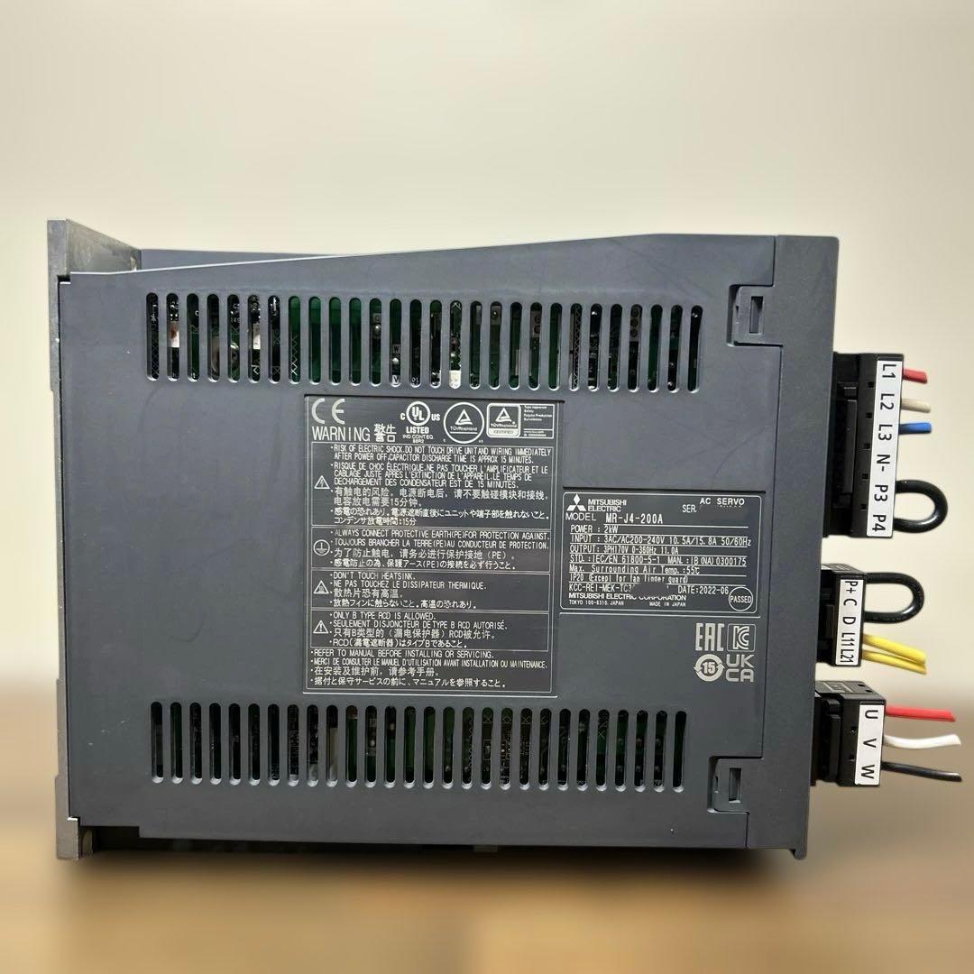 三菱電機 MR-J4-200A ACサーボアンプ 22年6月中古美品