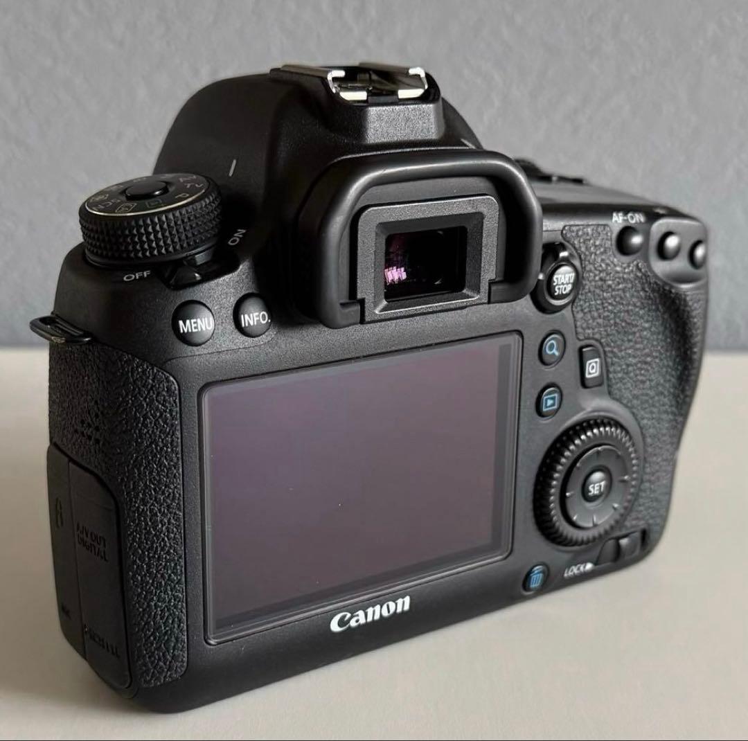 Canon EOS 6D フルサイズ 一眼 ストラップ付