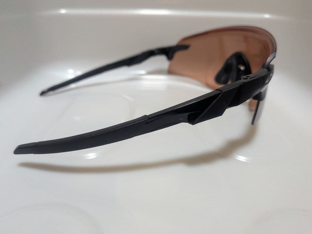 ＯＡＫＬＥＹ　オークリー9472-0639 123