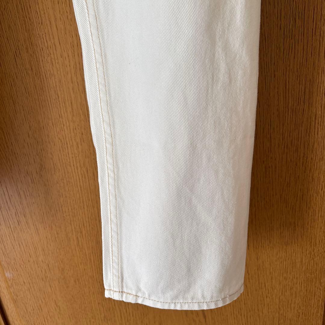 こだわりシルエットのデニムパンツ　our