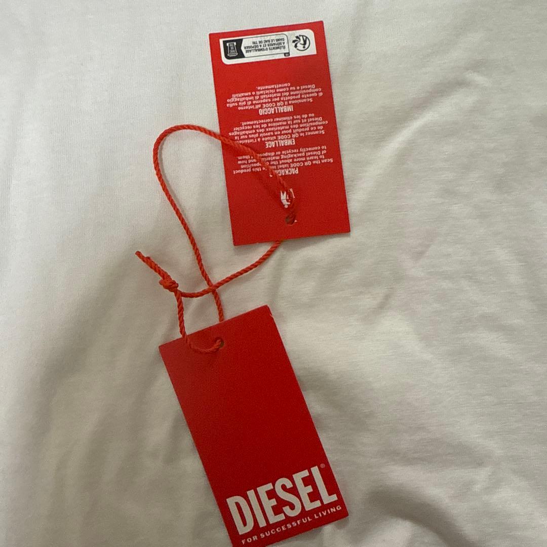 DIESEL ホワイト オーバルロゴTシャツ XS