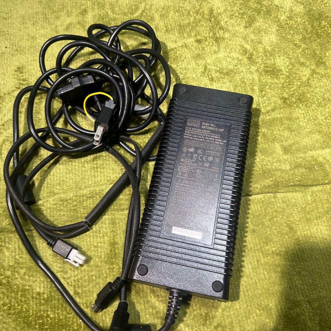 Mean Well GST280A12-C6P 電源ユニット 12V 21A