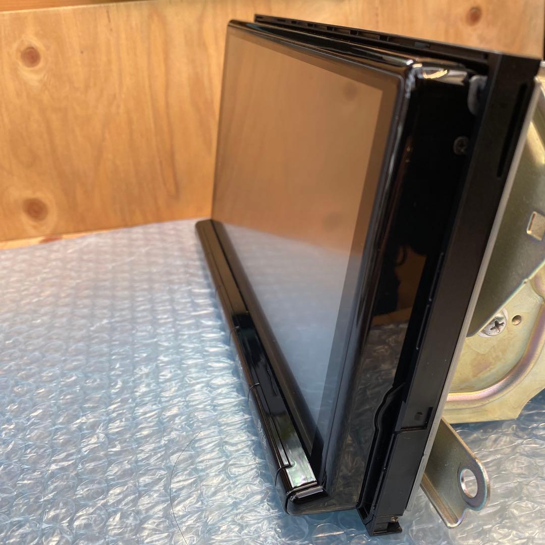 ☆早い者勝ちです☆トヨタ純正　9インチ　ナビ　NSZT-Y66T タンクGT外し