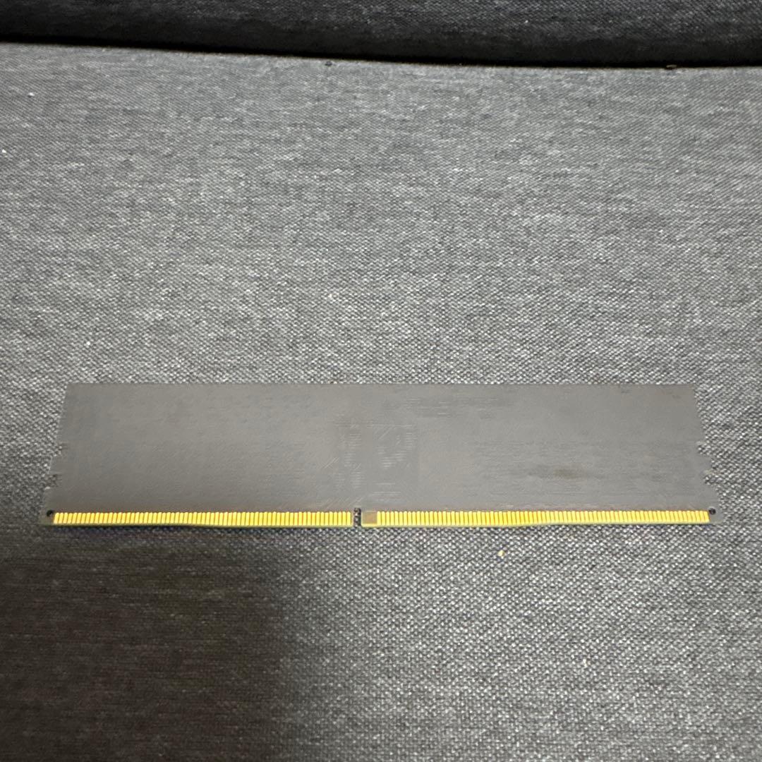 メモリー TEAMGROUP T-Force Delta16GB DDR4 3200MHz