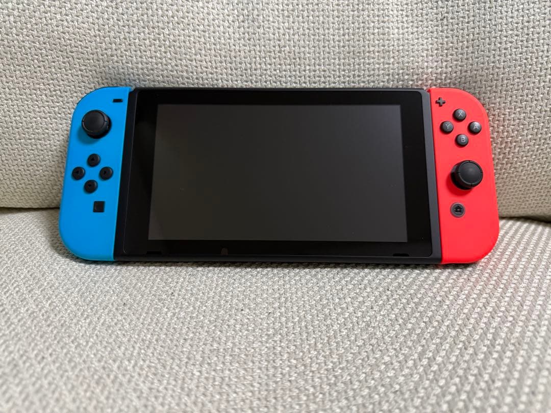 【美品】Nintendo Switch 本体 青と赤のジョイコン