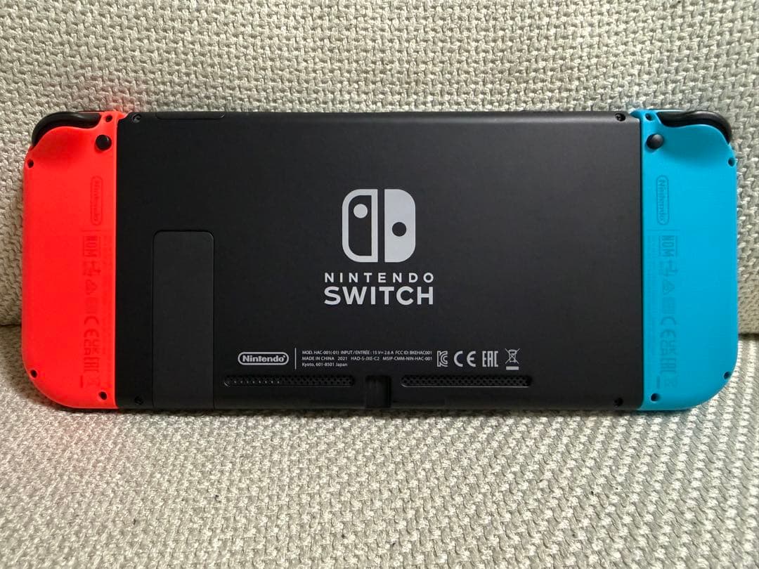 【美品】Nintendo Switch 本体 青と赤のジョイコン