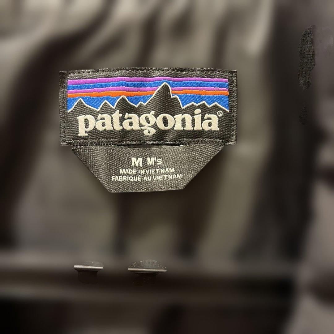 patagonia 黒 ベスト M
