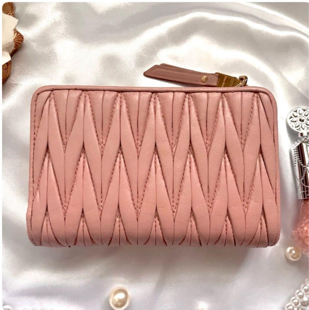 でら様miu miu ミュウミュウ 三つ折り財布 ♡ピンク マテラッセ最安値