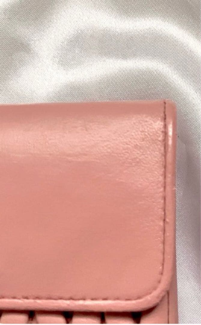 でら様miu miu ミュウミュウ 三つ折り財布 ♡ピンク マテラッセ最安値
