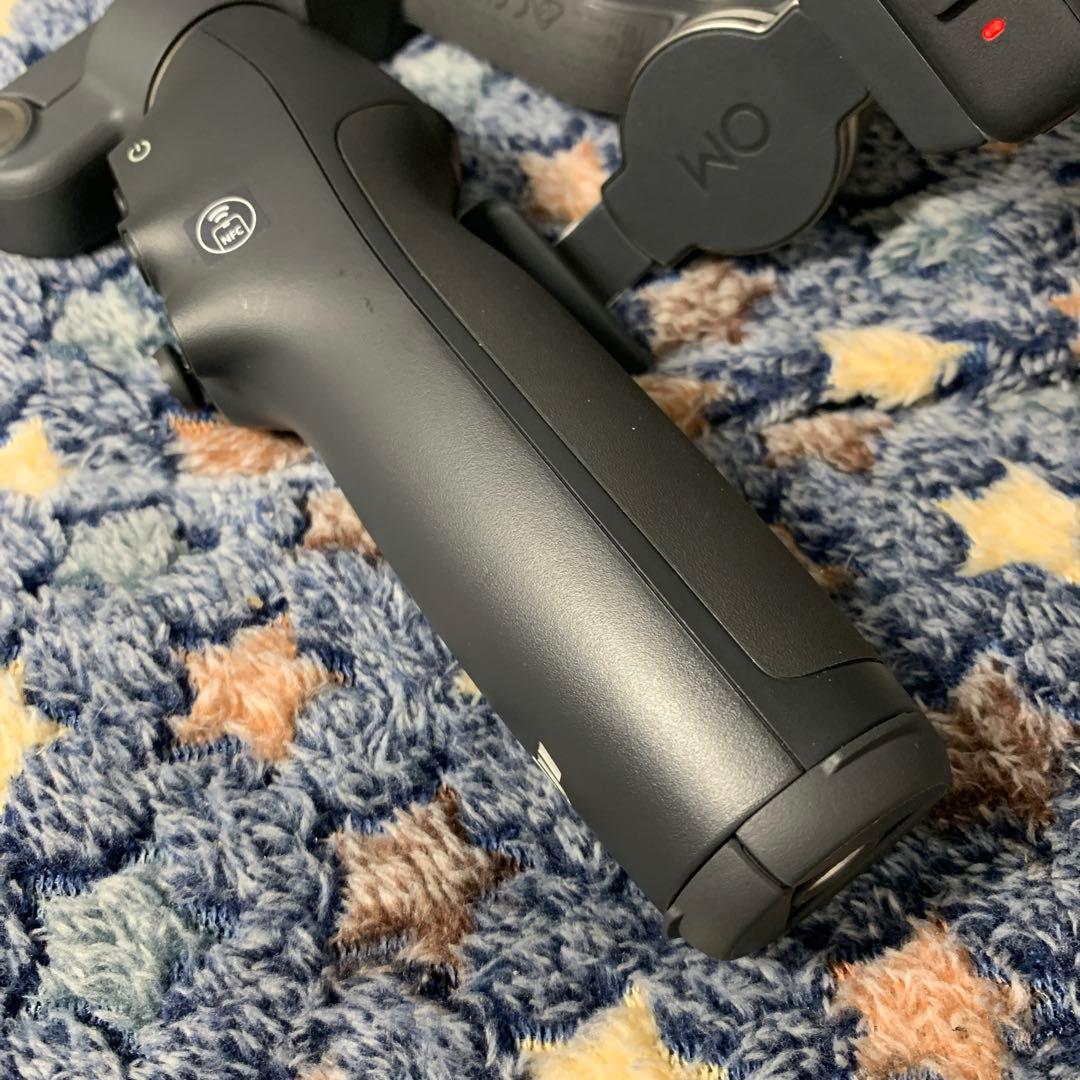 DJI Osmo Mobile 8 アドバンストトラッキングコンボ　中古品
