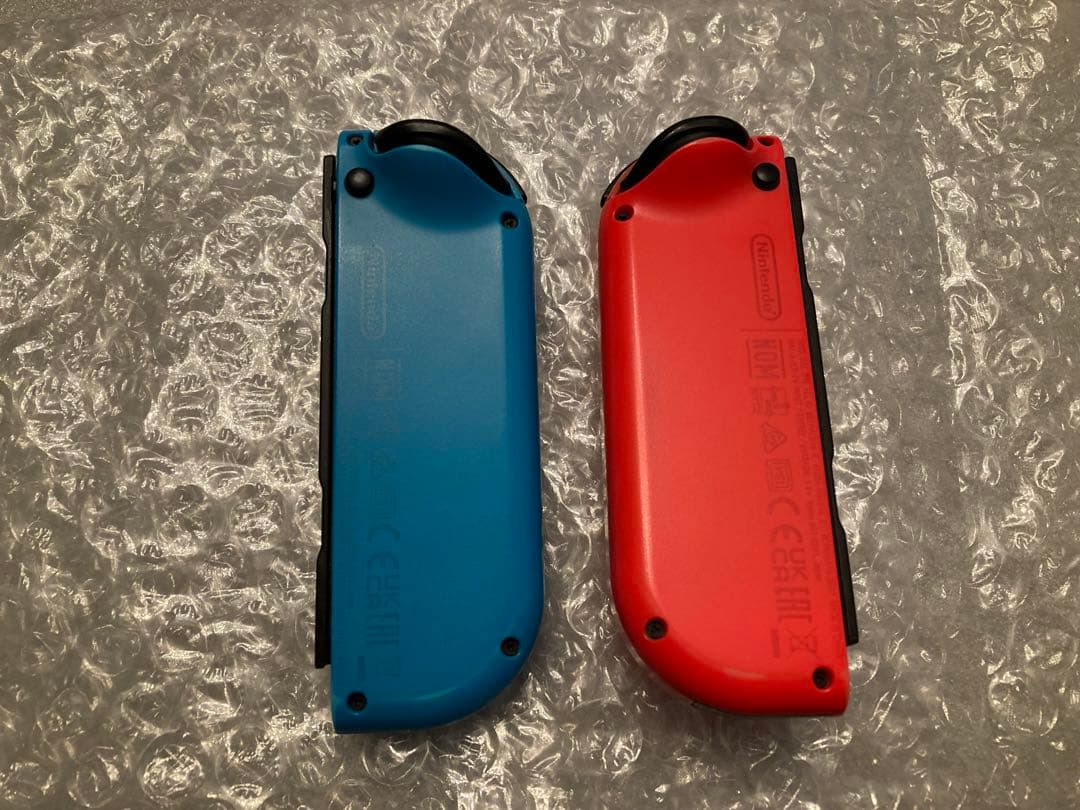 Nintendo Switch ネオンレッド・ブルー