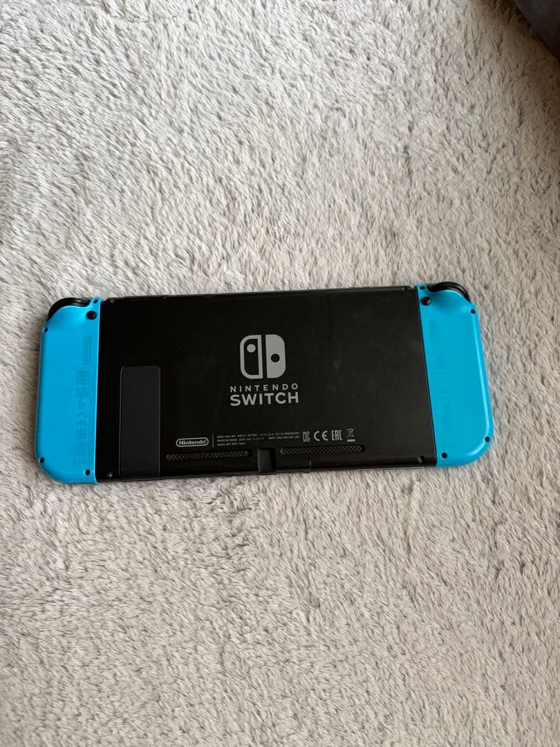 Nintendo Switch 本体 青
