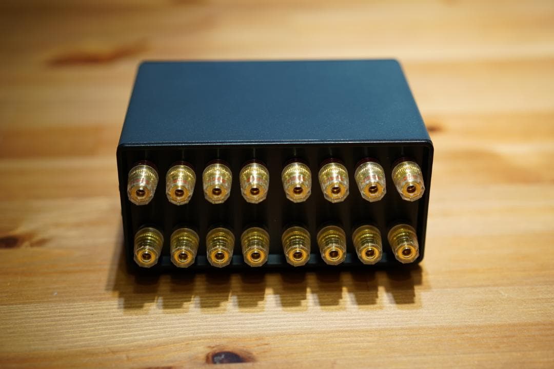【極美品】2-IN-2-OUT 切り替え スイッチャー