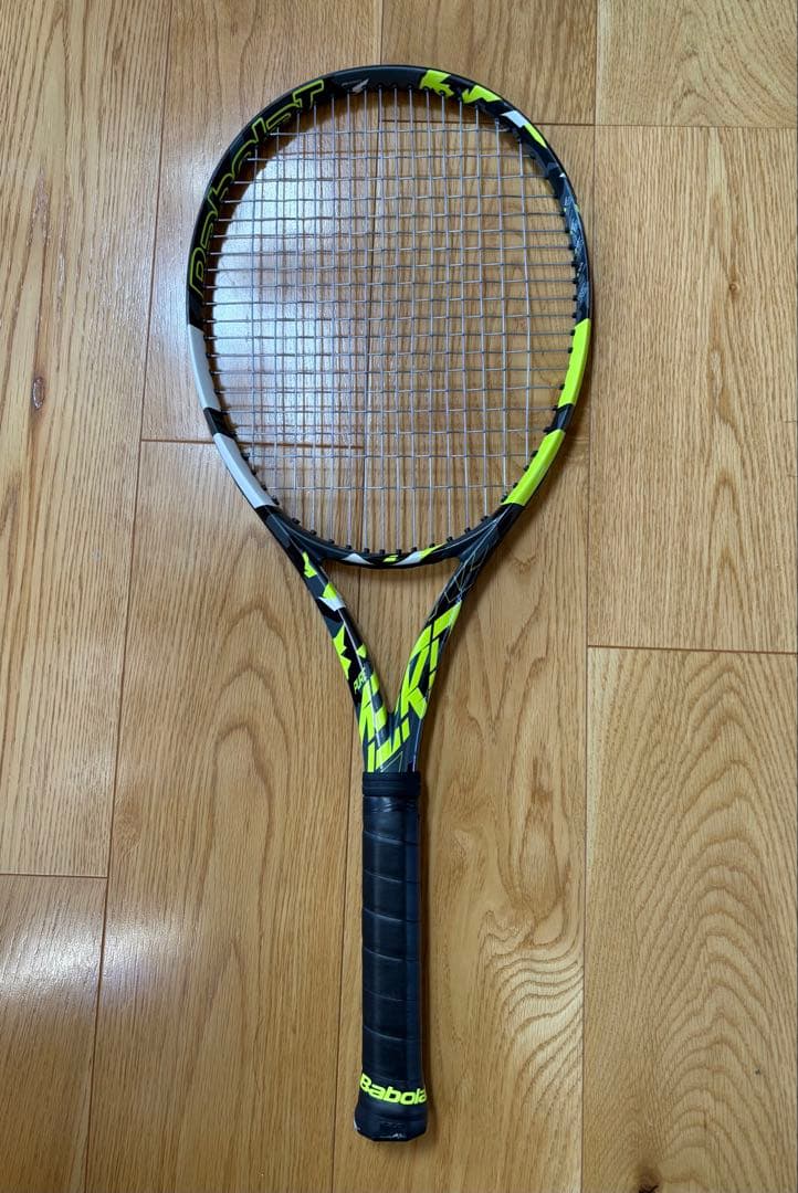 バボラBabolat Pure aero 2023ピュアアエロ100➕ドライブ