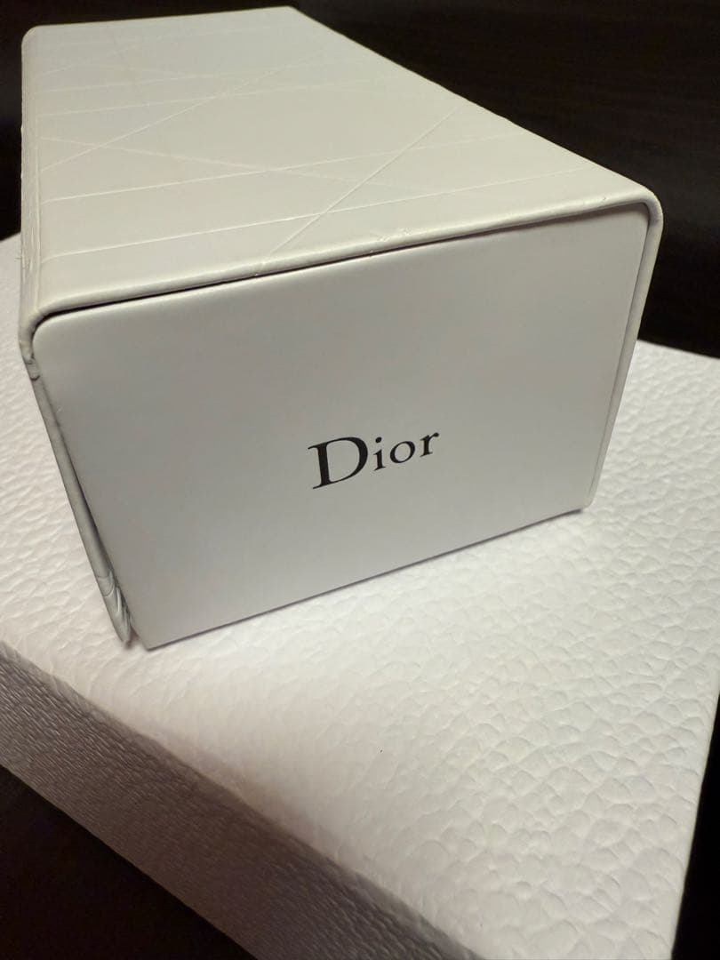 ★石原タイコ★Dior サングラス ビッグロゴ 付属品付き♡