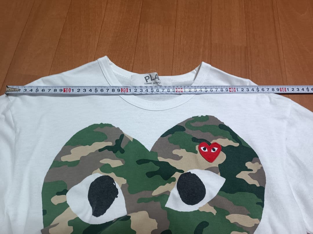 PLAY 迷彩ハートTシャツ