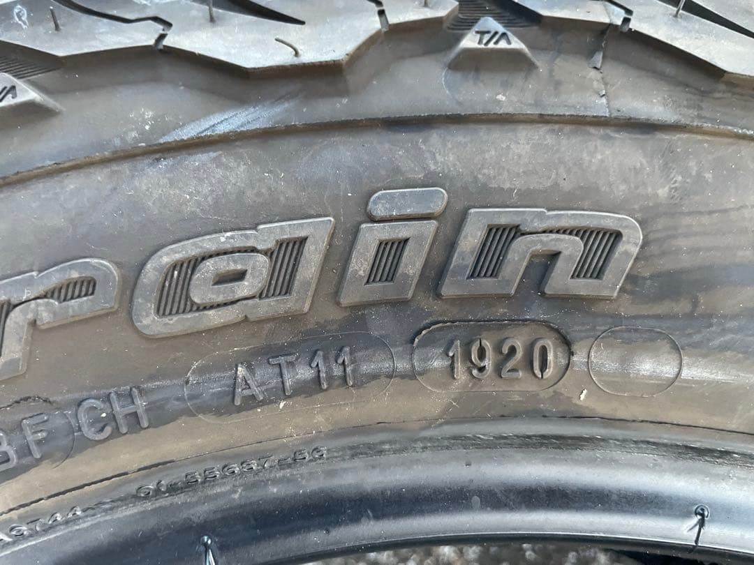 【4本】BF グッドリッチ 225/65R17 バリ溝