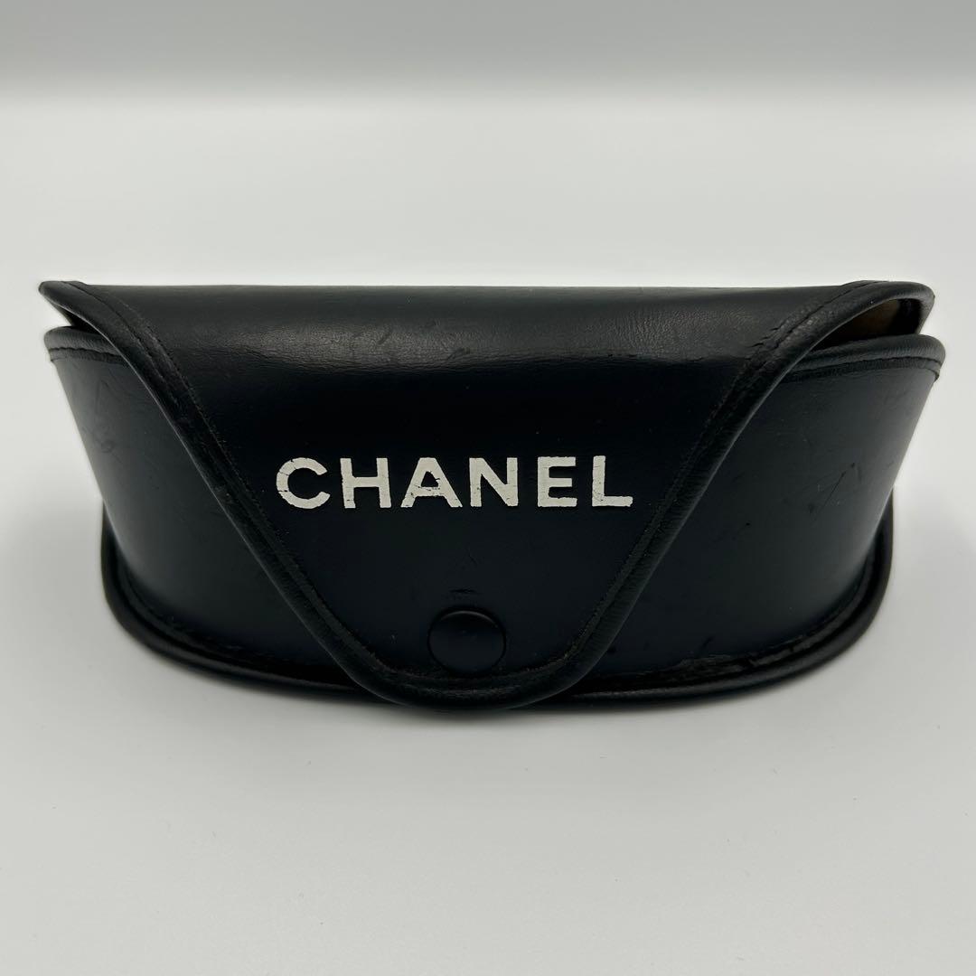 ✨希少✨CHANEL サングラス スリット イタリア製 アイウェア ロゴ 黒