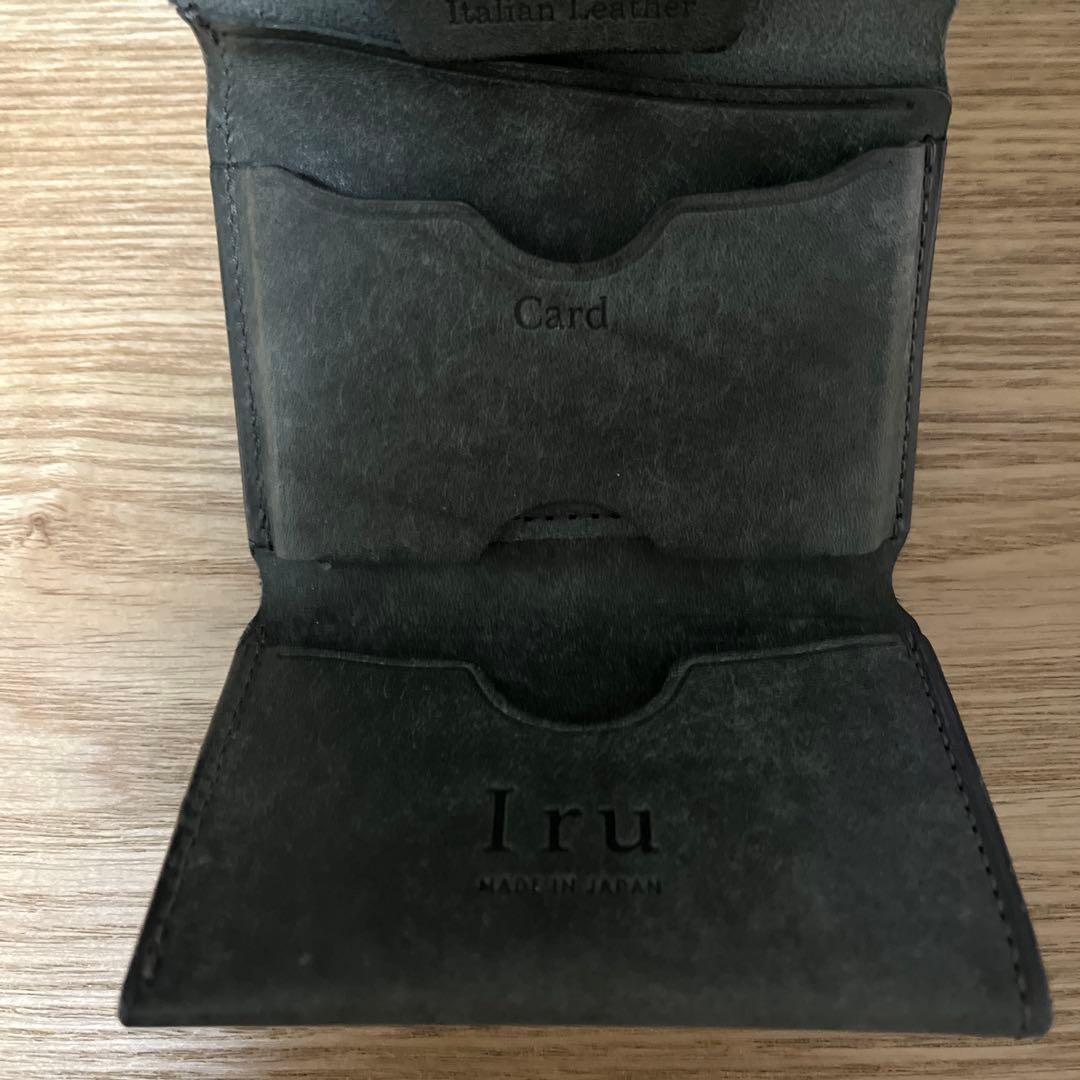 Iru 三つ折り財布