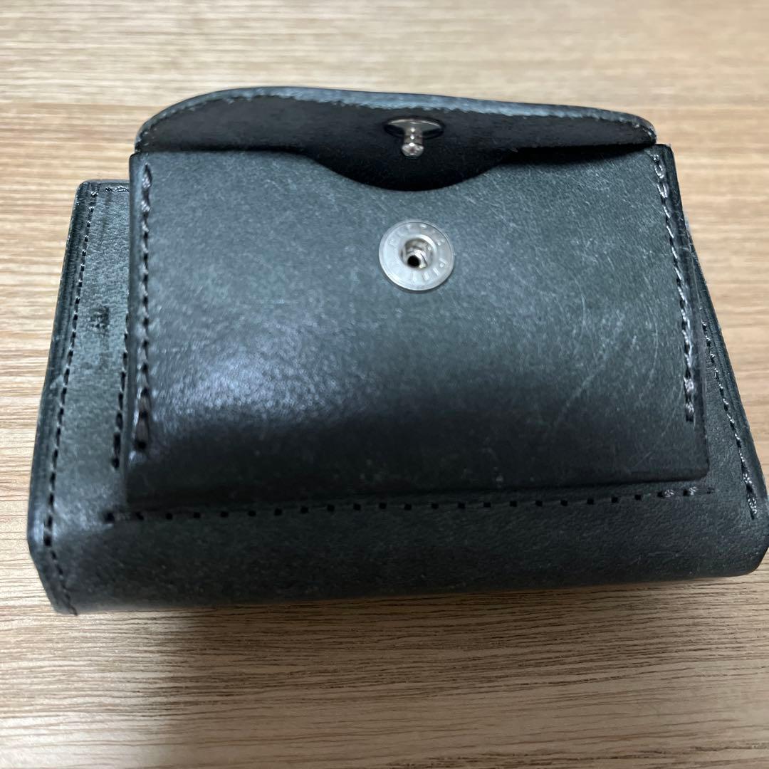 Iru 三つ折り財布