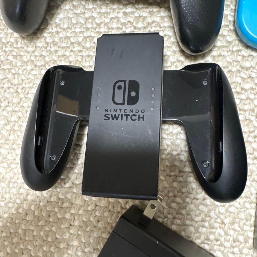 Switch 本体　コントローラー等