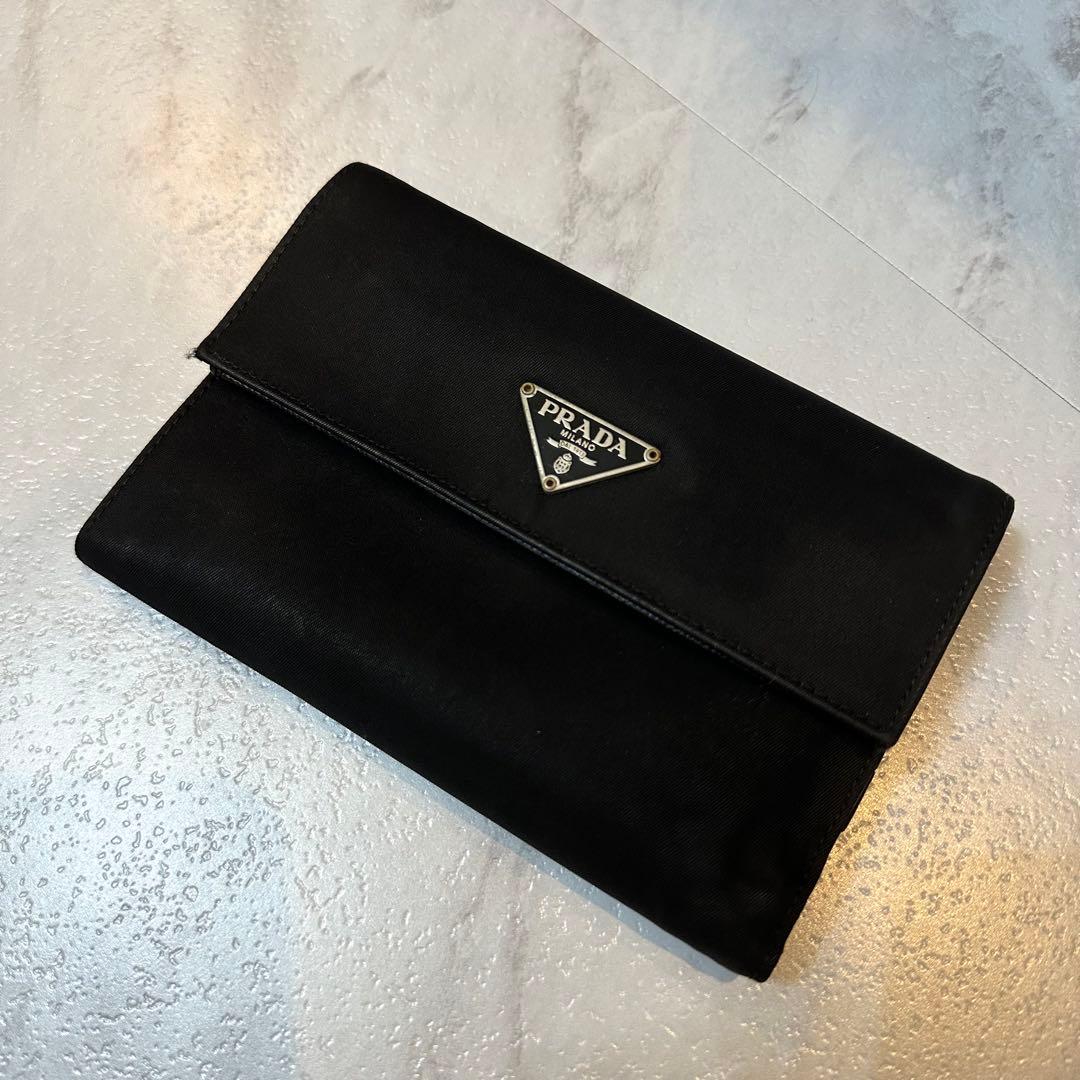 美品 PRADA ブラック レザー ナイロン 二つ折り財布 三つ折財布