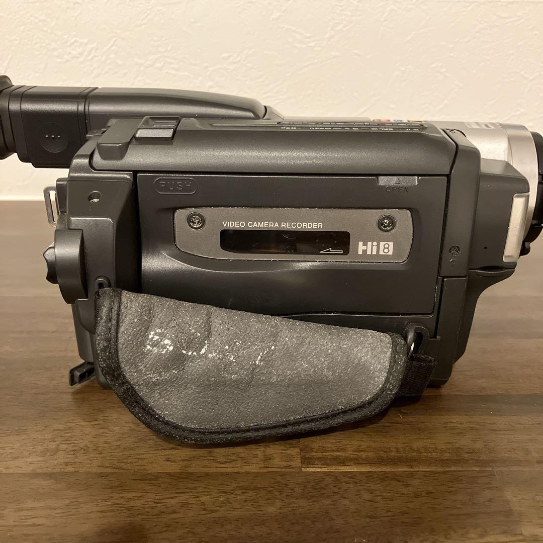 SONY Handycam CCD-TRV86本体