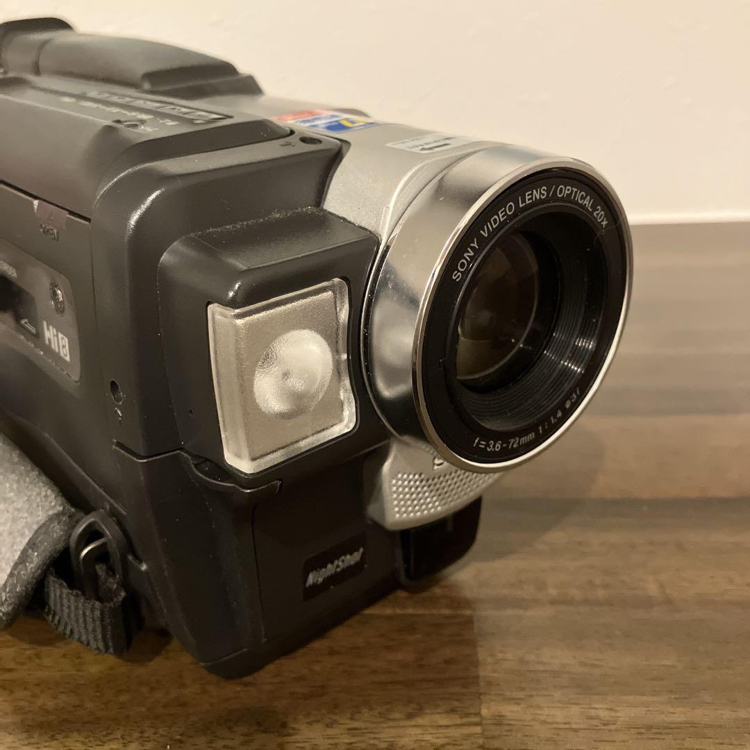 SONY Handycam CCD-TRV86本体