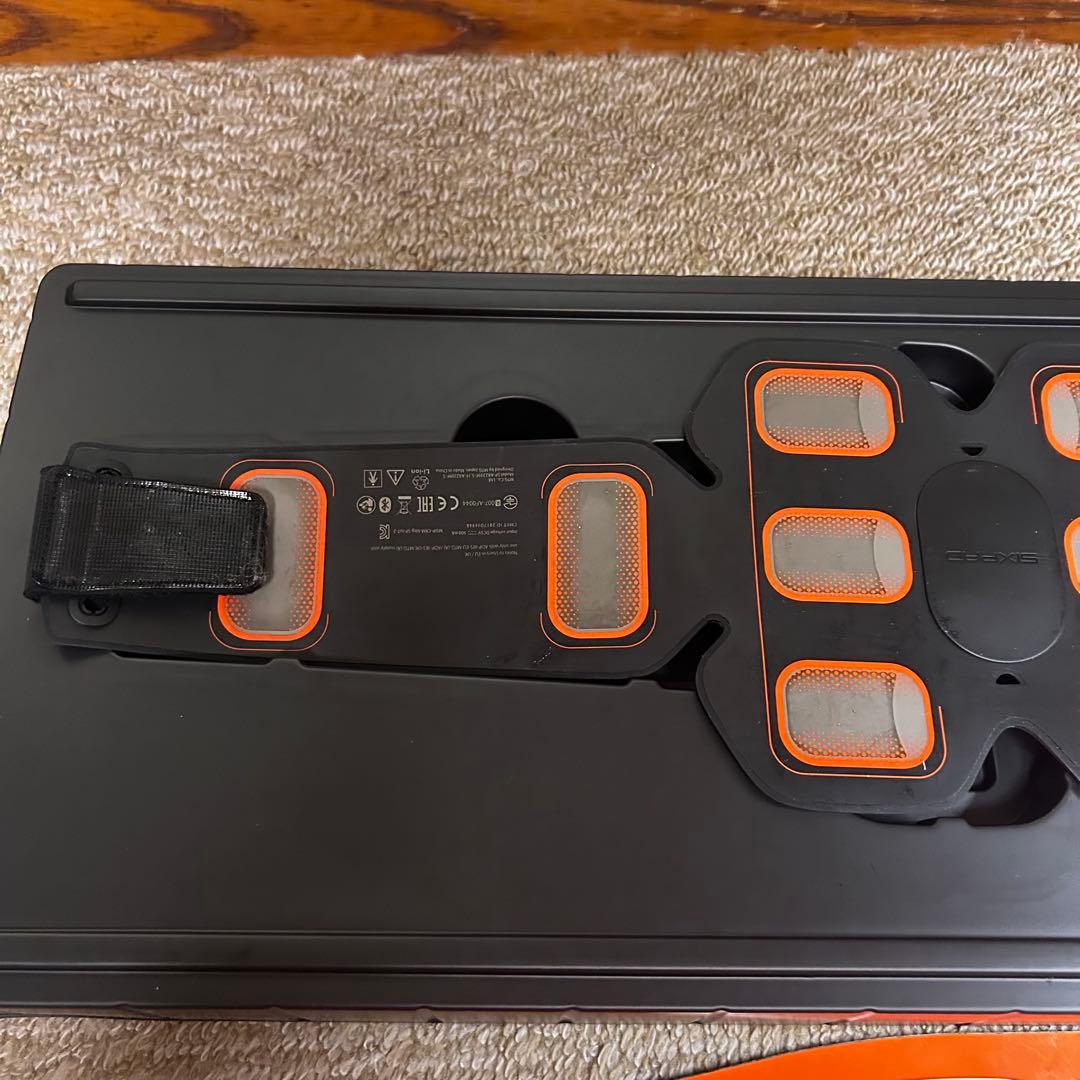 SIXPAD Abs Belt シックスパッド アブズベルト S/M/L サイズ
