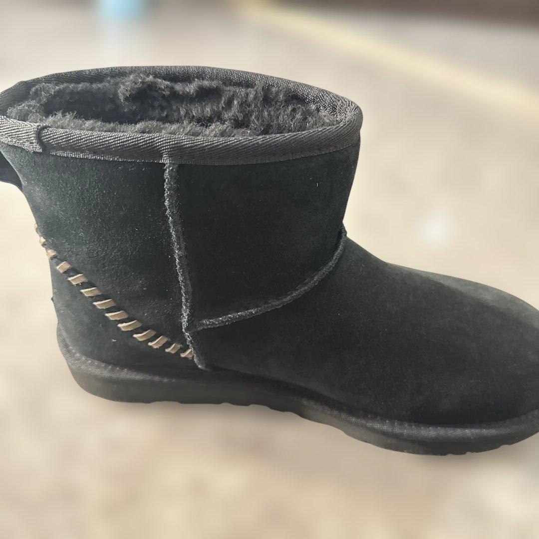 UGG ブラック ムートンブーツ