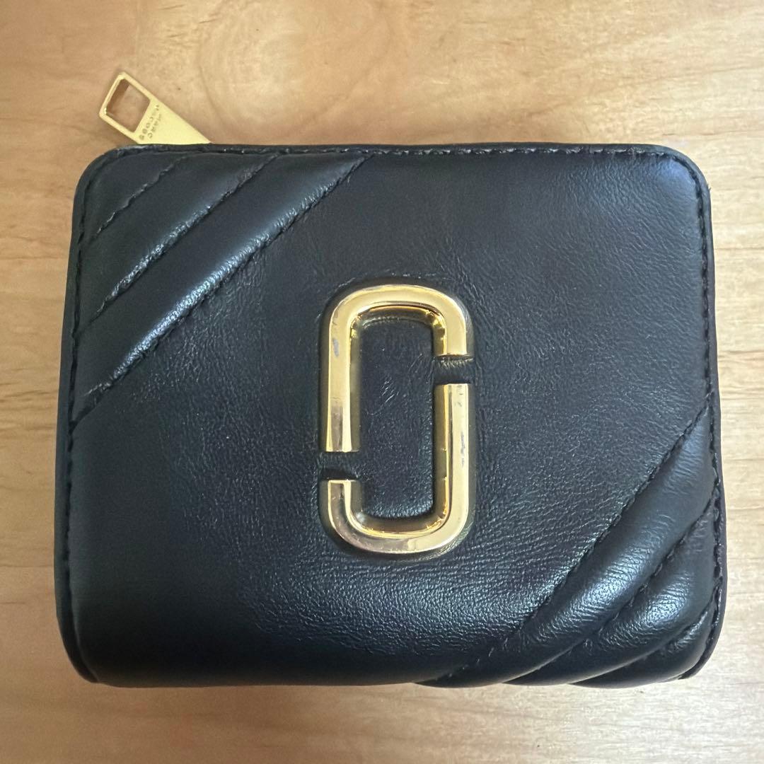 Marc Jacobs 黒 二つ折り財布