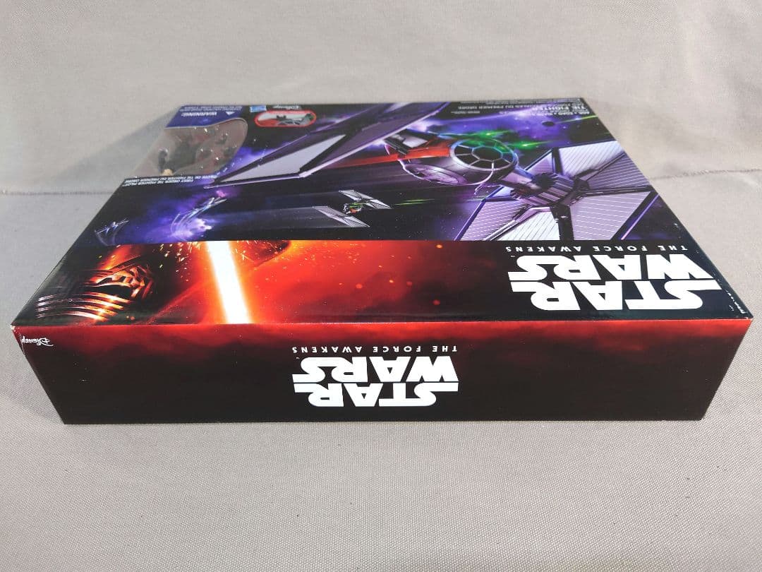 STAR WARS　DXミッドビークル　ファースト・オーダー　タイ・ ファイター