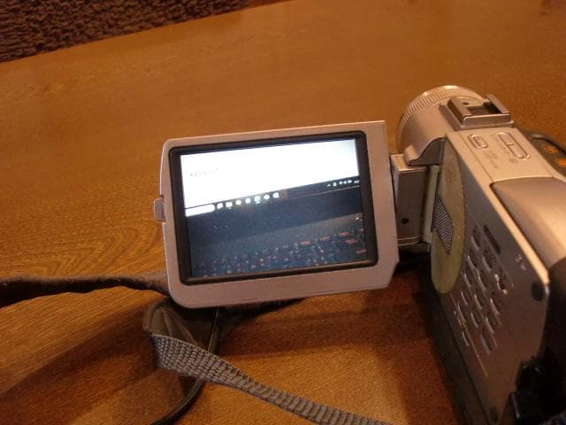 ビデオカメラ SONY Digital Handycam DCR-TRV20