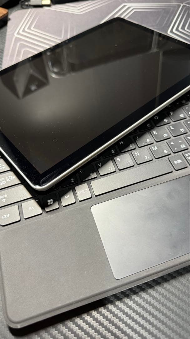 Windows Surfacego3 本体キーボード付き