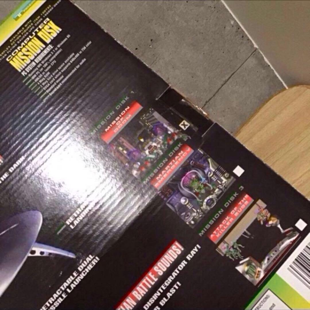 マーズアタック DOOM SAUCER 円盤 ドームソーサー 90s新品