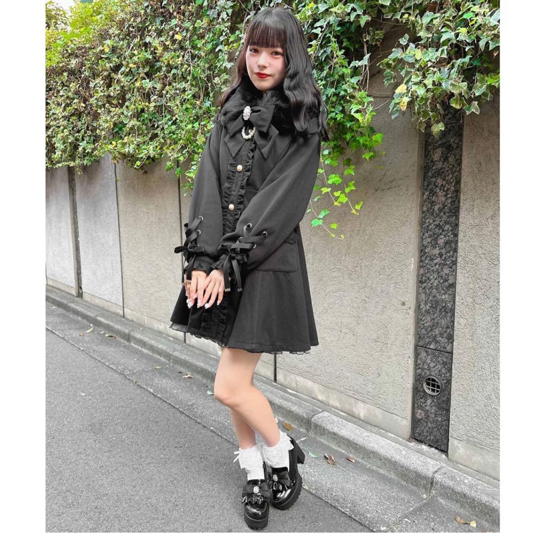 【新品タグ付】ROJITA　ロジータ　リボンブローチ付きファーコート　フリル
