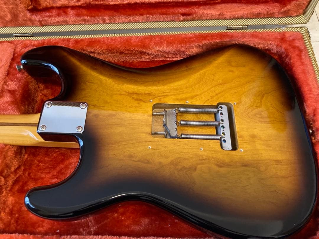 Fender Japan ST54 VSP ラッカー　最上位グレードストラト