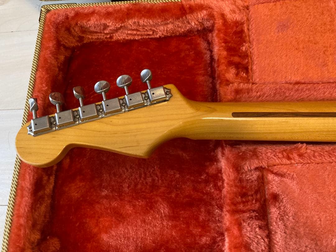 Fender Japan ST54 VSP ラッカー　最上位グレードストラト