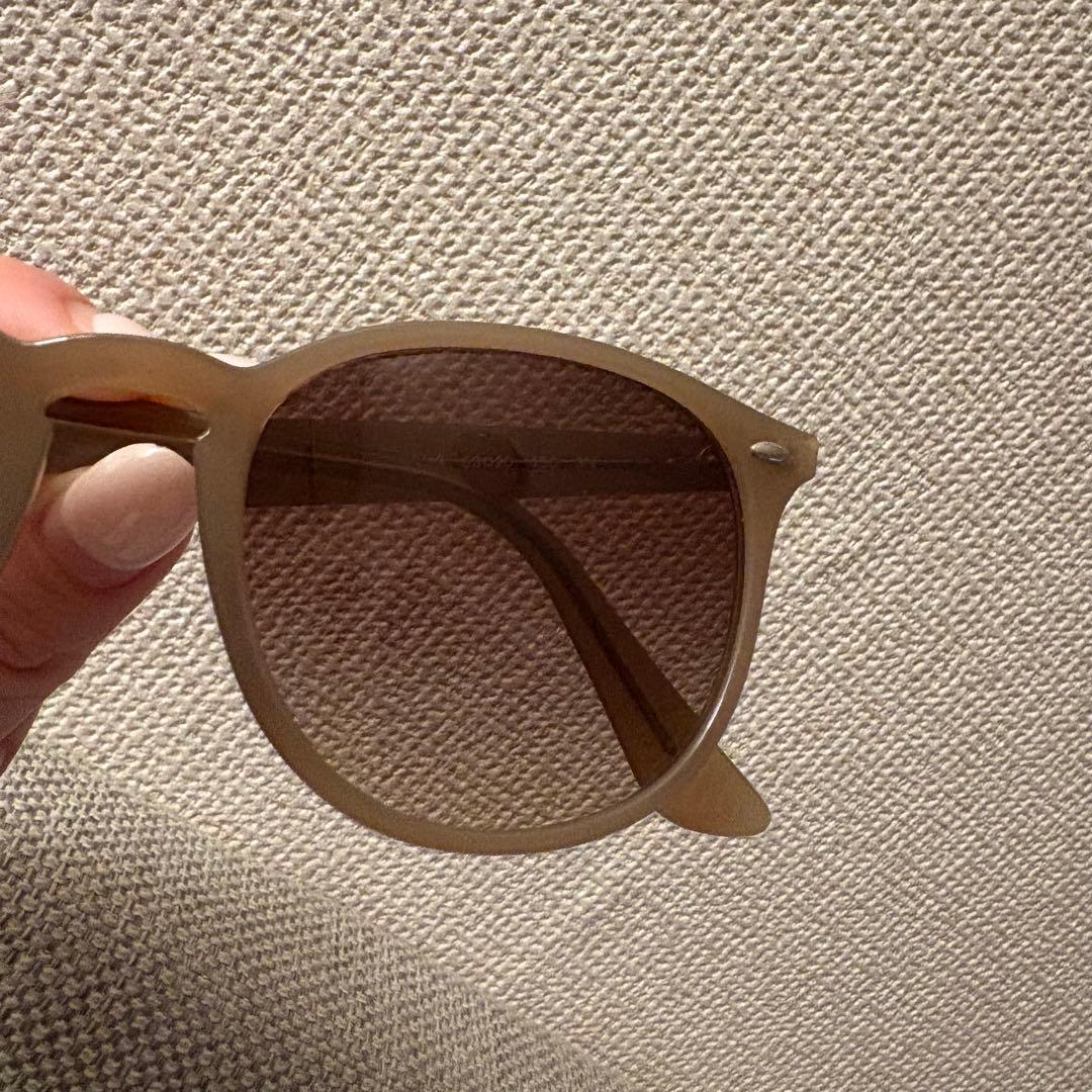 もんさん Ray-Ban ベージュ サングラス ケース付き