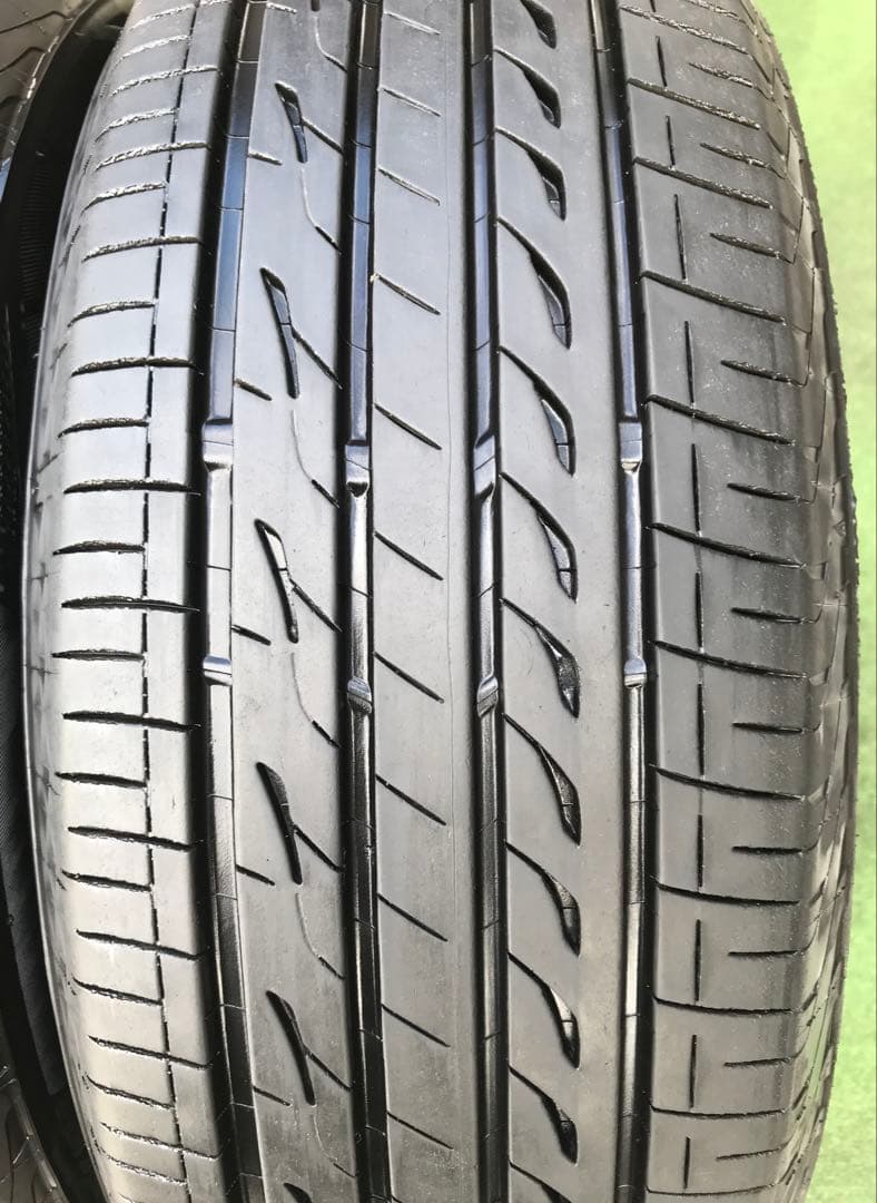 205/60 R16 BRIDGESTONE REGNO ラジアルタイヤ