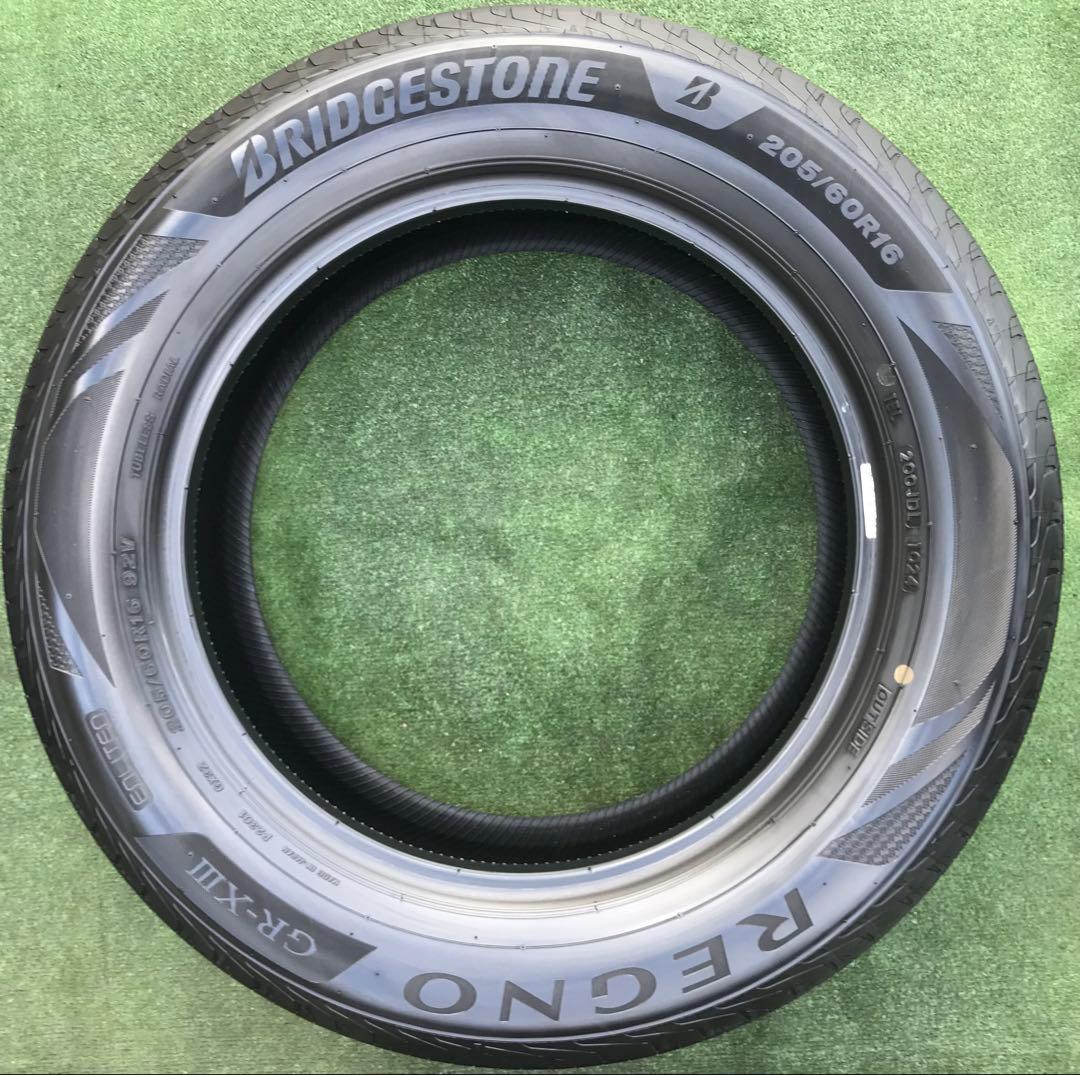 205/60 R16 BRIDGESTONE REGNO ラジアルタイヤ