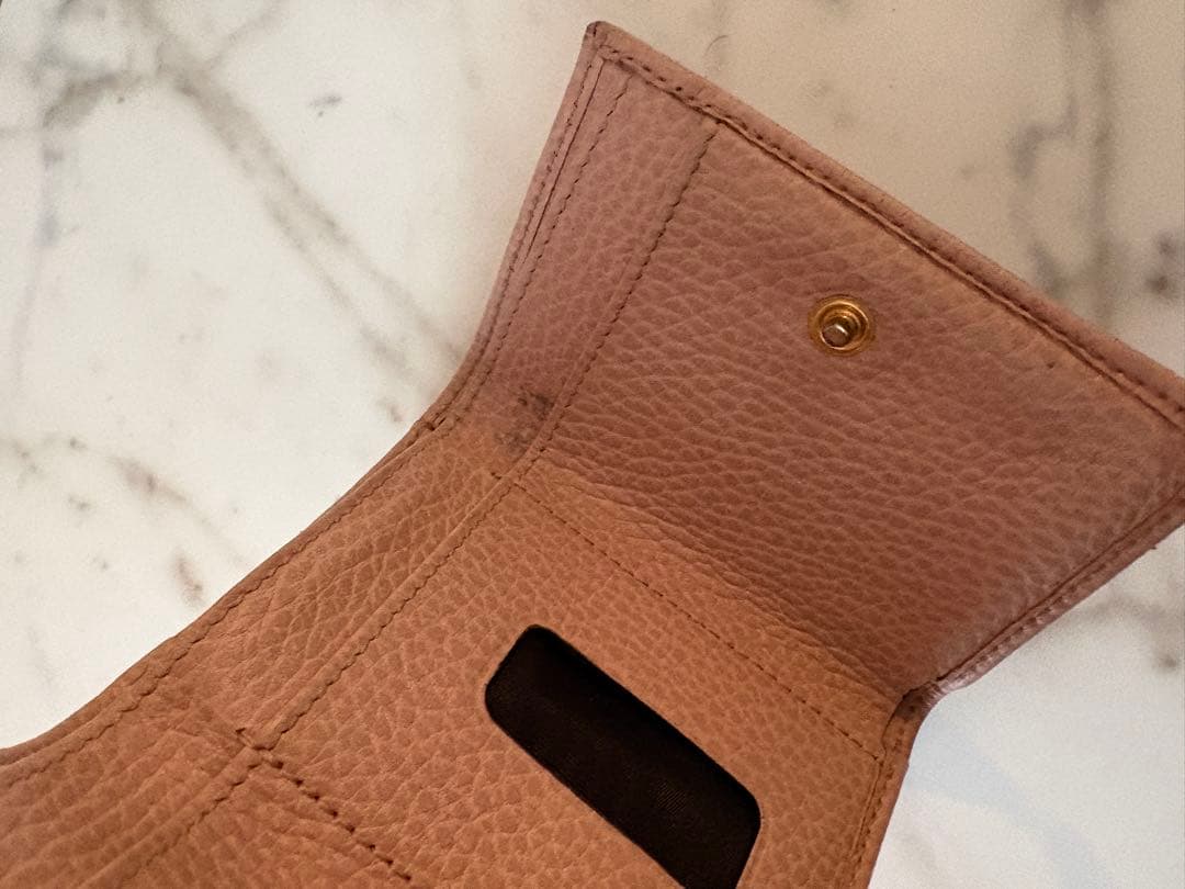 グッチ　財布