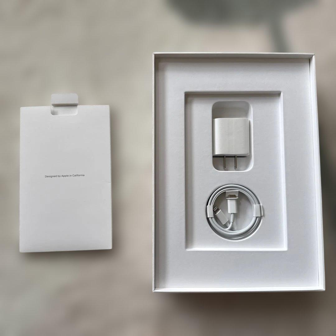 Apple iPad (第9世代) 64GB スペースグレー